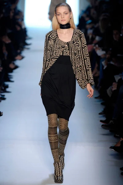 Look 14